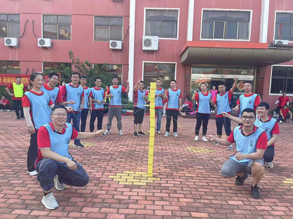  協(xié)同奮進，砥礪前行——記公司團建拓展活動